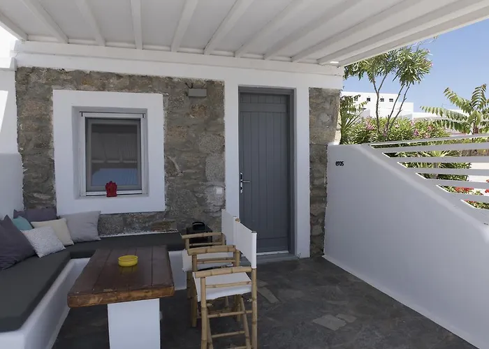 ベロウ スイーツ Mykonos Town