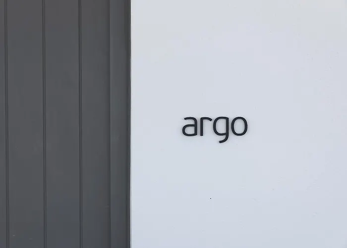 ベロウ スイーツ アパート Mykonos Town