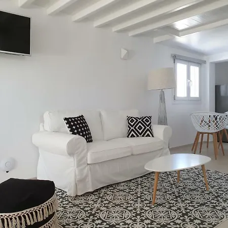 贝卢套房公寓 * Mykonos Town