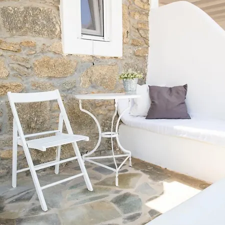 ベロウ スイーツ アパート Mykonos Town